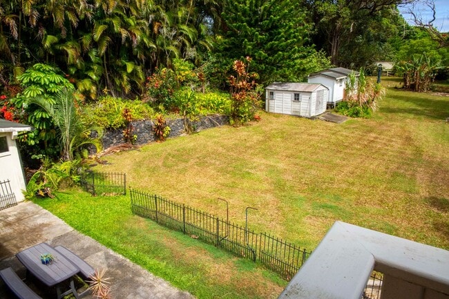 Building Photo - Spacious 4-Bedroom Retreat in Haiku with Stunning Natural Light