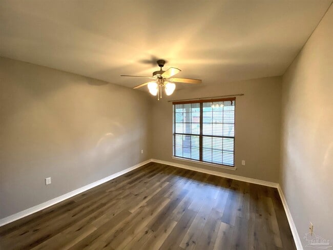 Building Photo - 1810 Twin Pine Blvd