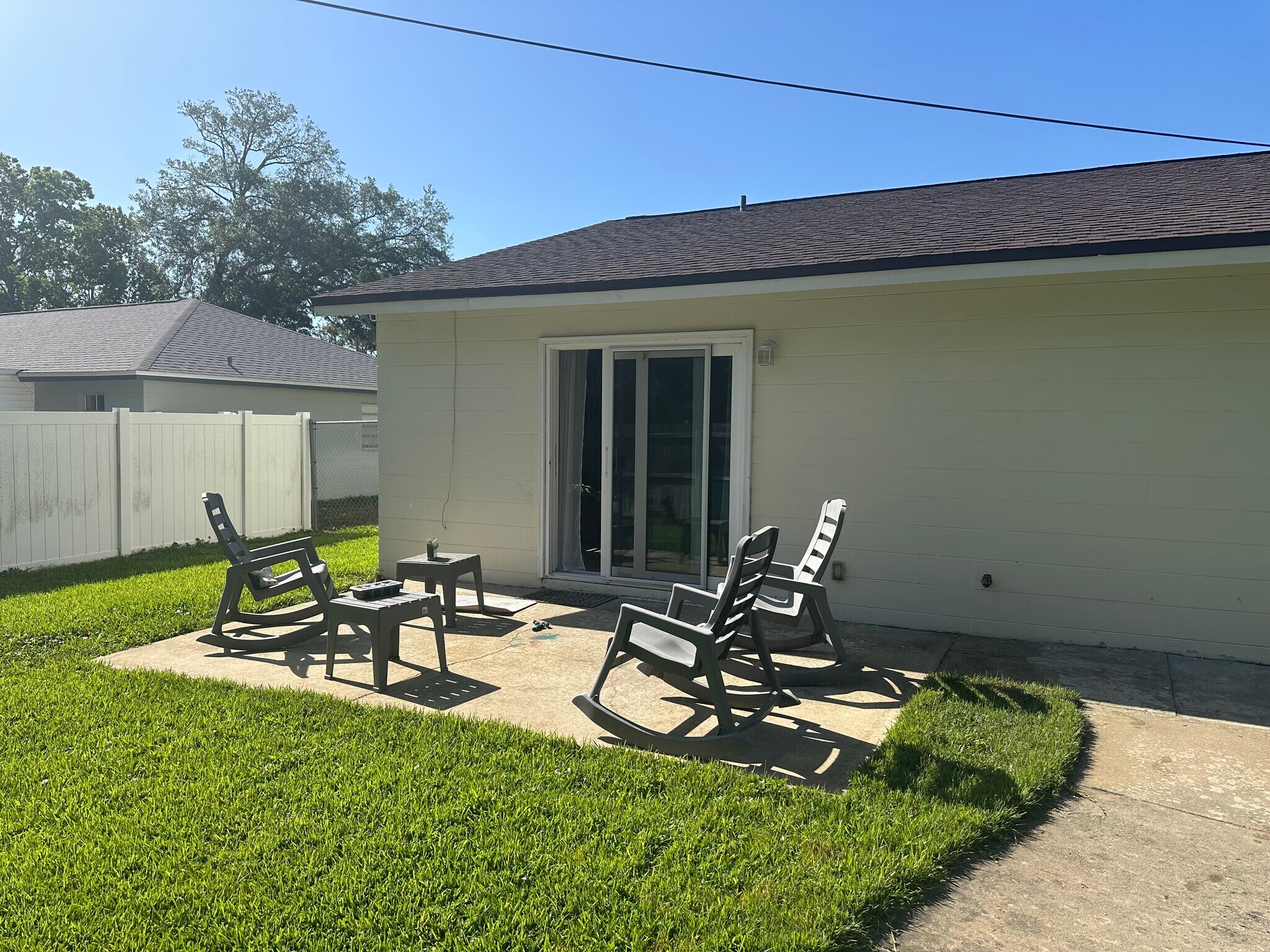 Building Photo - 108 Pinion Cir
