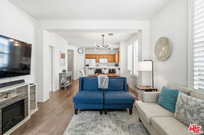 Building Photo - 27022 Victoria Ln