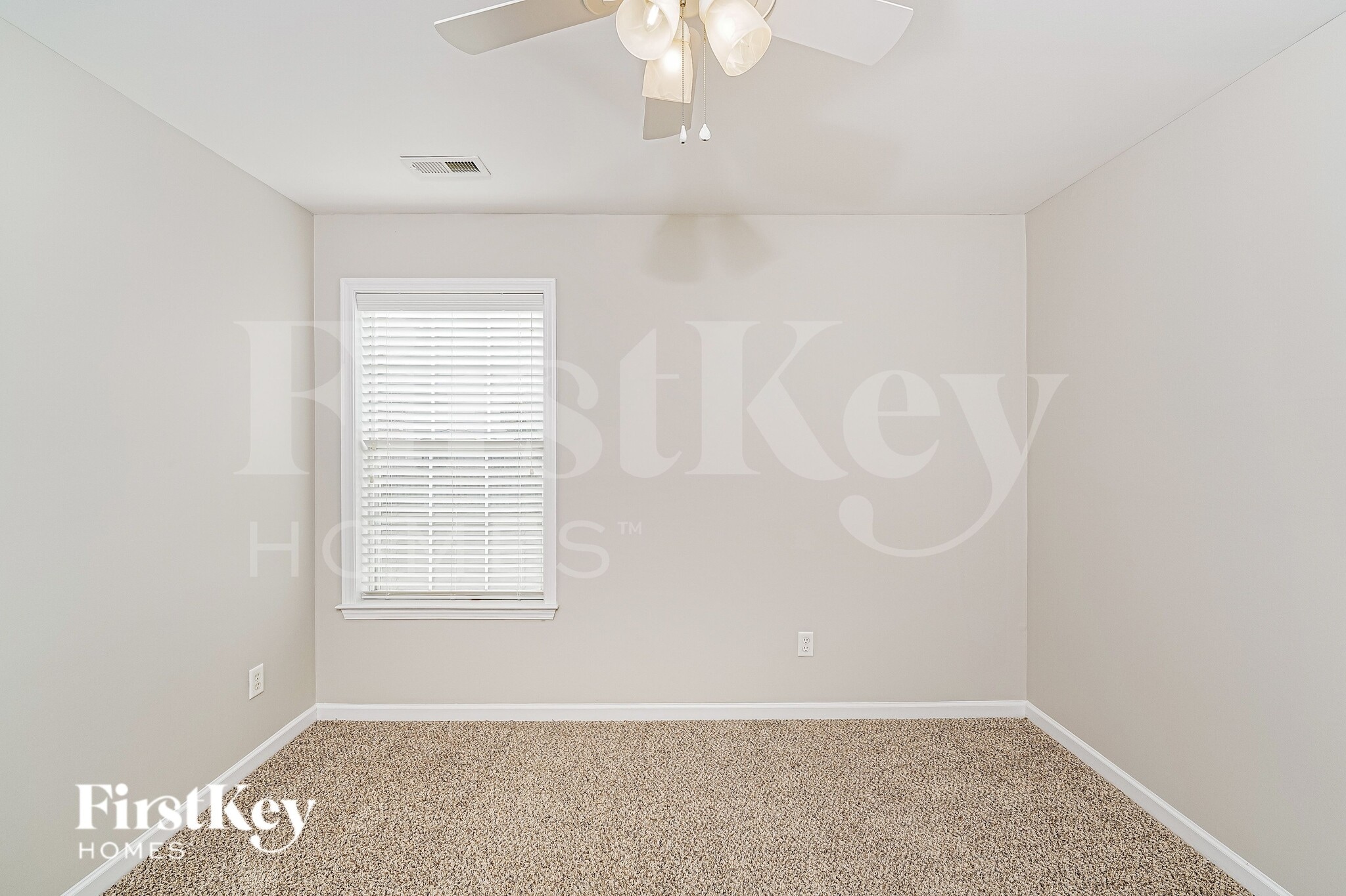 Building Photo - 531 Forest Lakes Dr