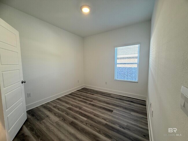Building Photo - 408 Meriwether Ct