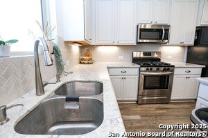 Building Photo - 2046 Egret Ave