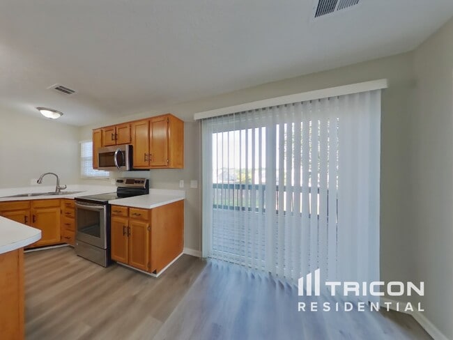 Building Photo - 1022 Ridge Trail