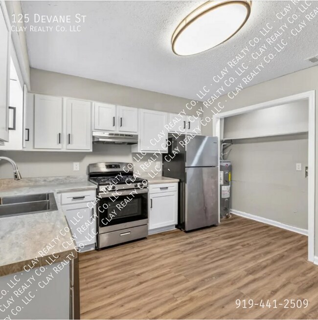 Building Photo - 125 Devane St