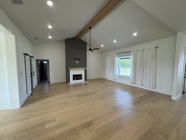 Building Photo - 4453 Cedar Creek Rd