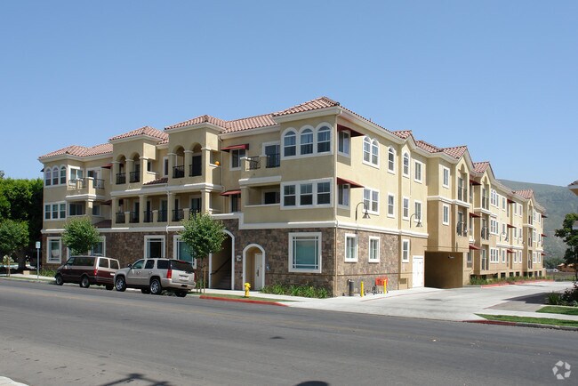 Casa Bella Apartments Santa Paula, CA Apartment Finder