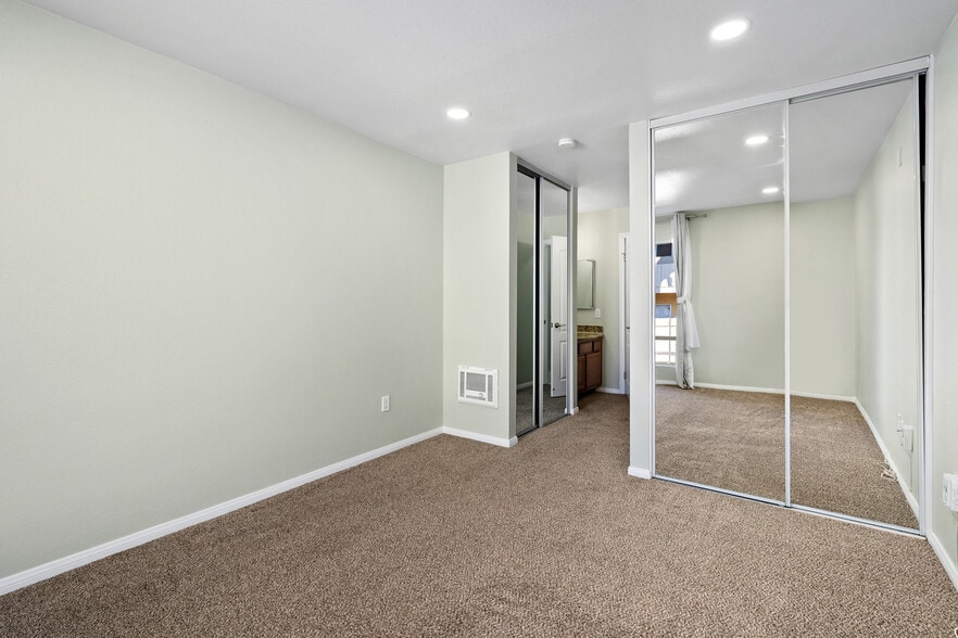 Building Photo - 7757 Margerum Ave