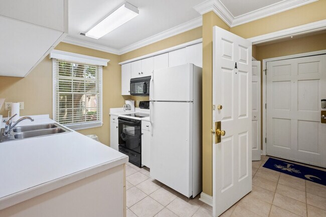 Building Photo - 1681 Weehaw Plantation Dr