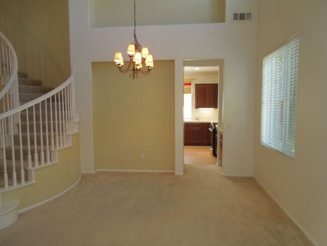 Building Photo - 39288 Half Moon Cir