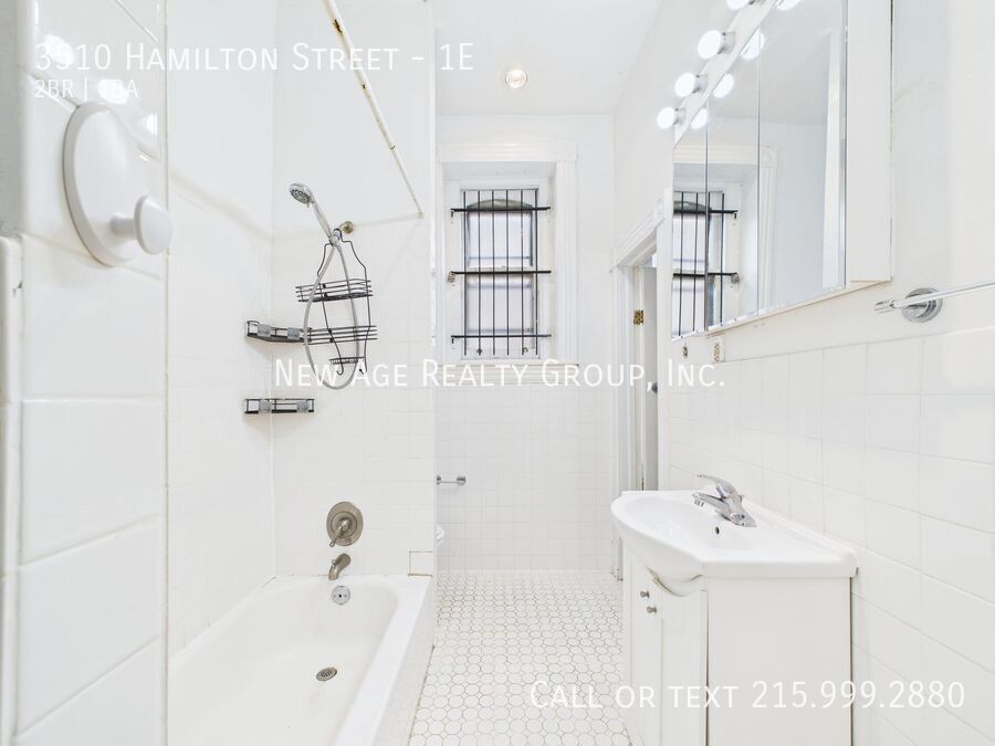 Building Photo - 3510 Hamilton St
