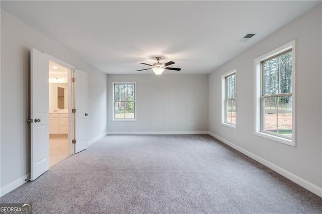 Building Photo - 1095 Lawanna Dr