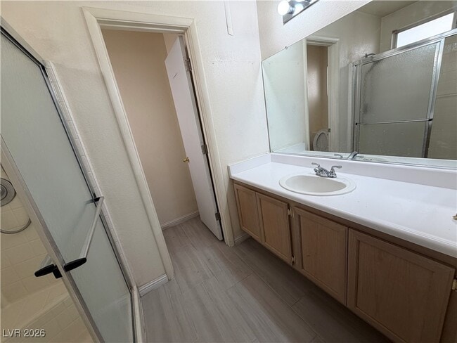 Building Photo - 2335 Bowstring Dr