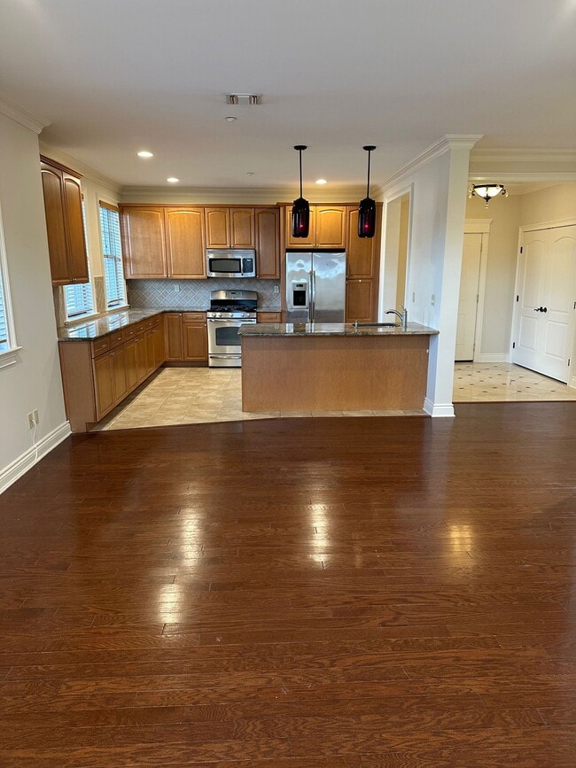 Building Photo - Madison Avenue, Park Ridge, NJ 07656 - 2 B...