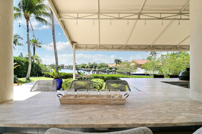 Building Photo - 18808 SE Windward Island Ln