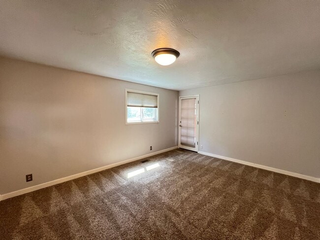 Building Photo - Elegant Four Bedroom Home