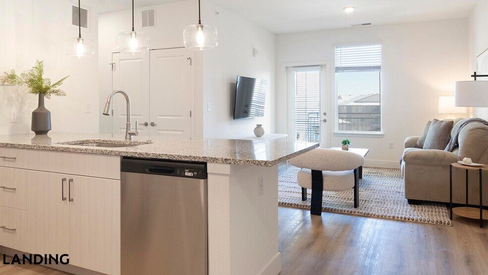 Building Photo - 10670 Jake Jabs Blvd