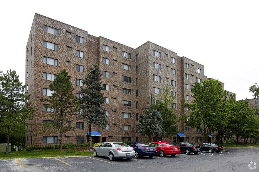 Towers of Edgewater 58805940 Lake Bluff Dr Tinley Park IL 60477