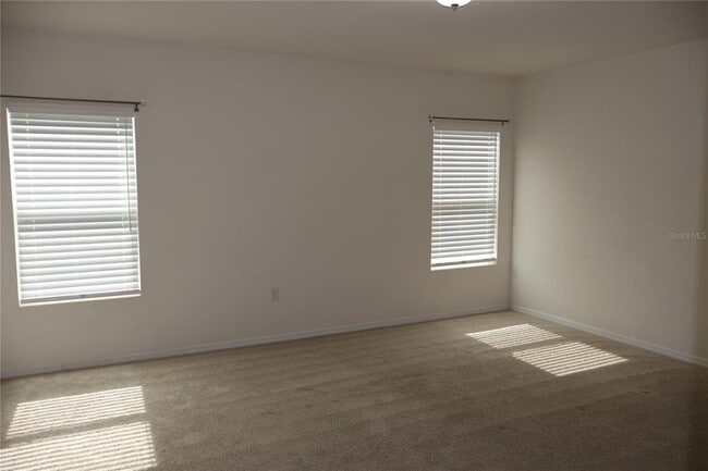 Building Photo - 4540 SW 65th Pl