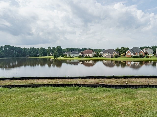 Building Photo - 3963 Weavers Pond Dr