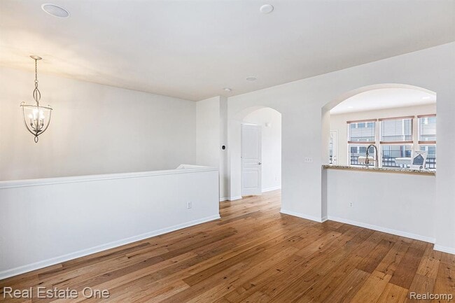 Building Photo - 27999 Middleton Dr