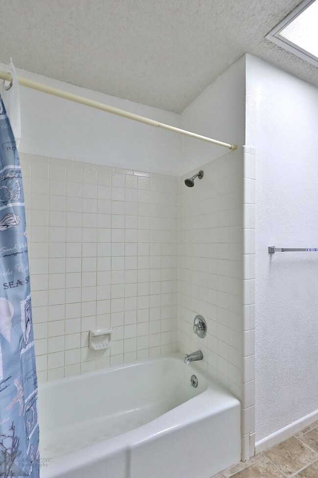 Building Photo - Cul-de-Sac 3/2/2; Ward, Madison, Cooper schools