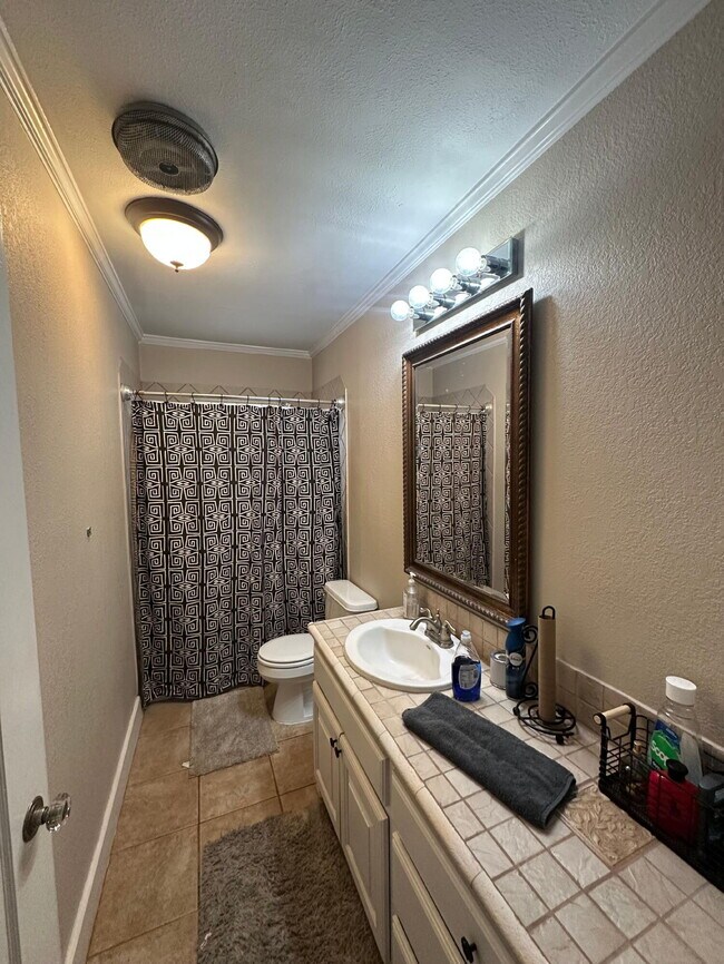 Building Photo - 3009 20th St