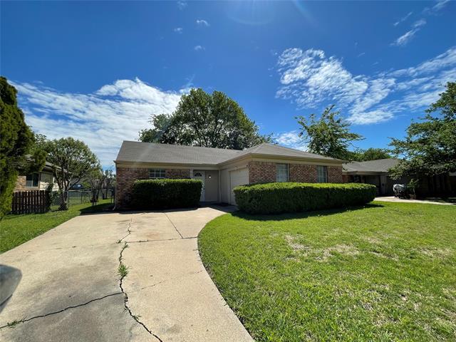 Building Photo - 7204 Shadow Bend Dr