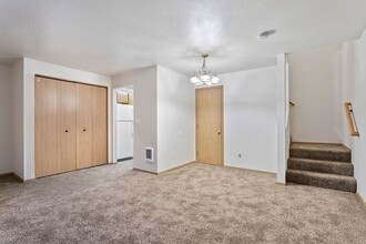 Building Photo - Now Leasing at Jonathan’s Place – Modern C...