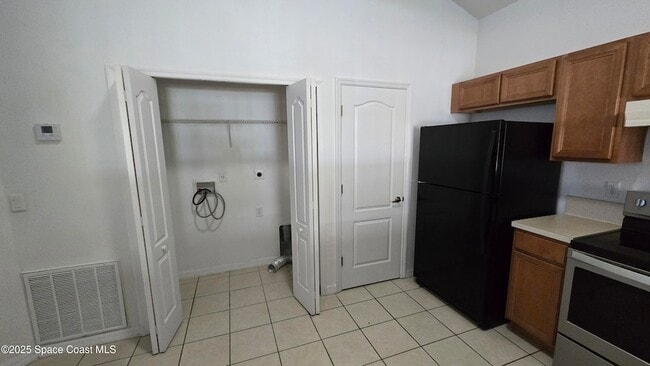 Building Photo - 3223 Monitor Ln