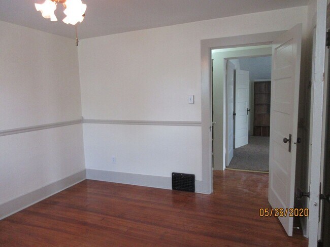 Building Photo - 1513 Runnion Ave