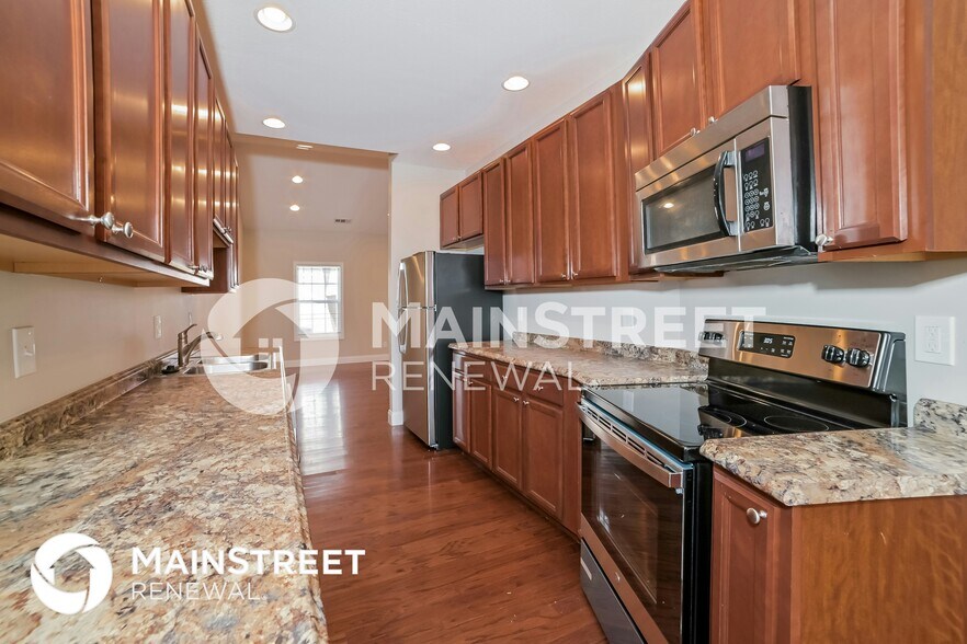 Building Photo - 7001 Edon Hall Way