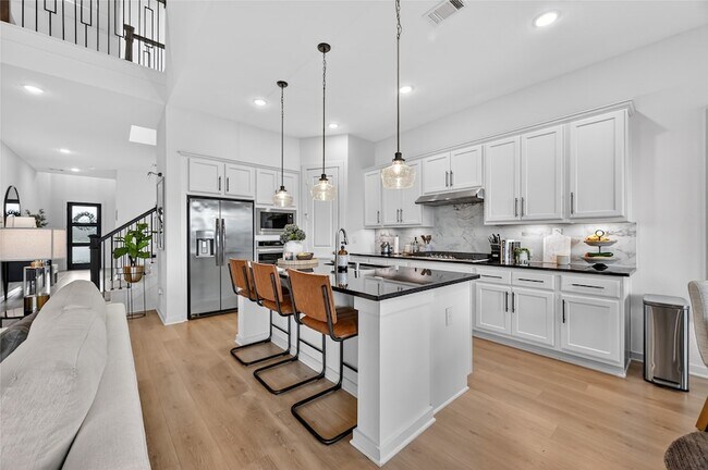 Building Photo - 4439 Stone Ridge Ln