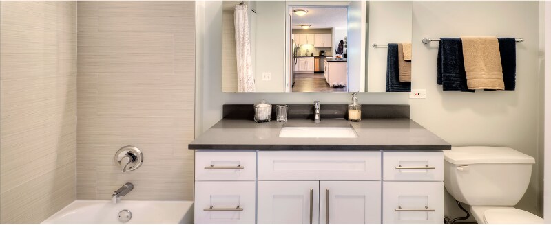 Building Photo - 538 N State St