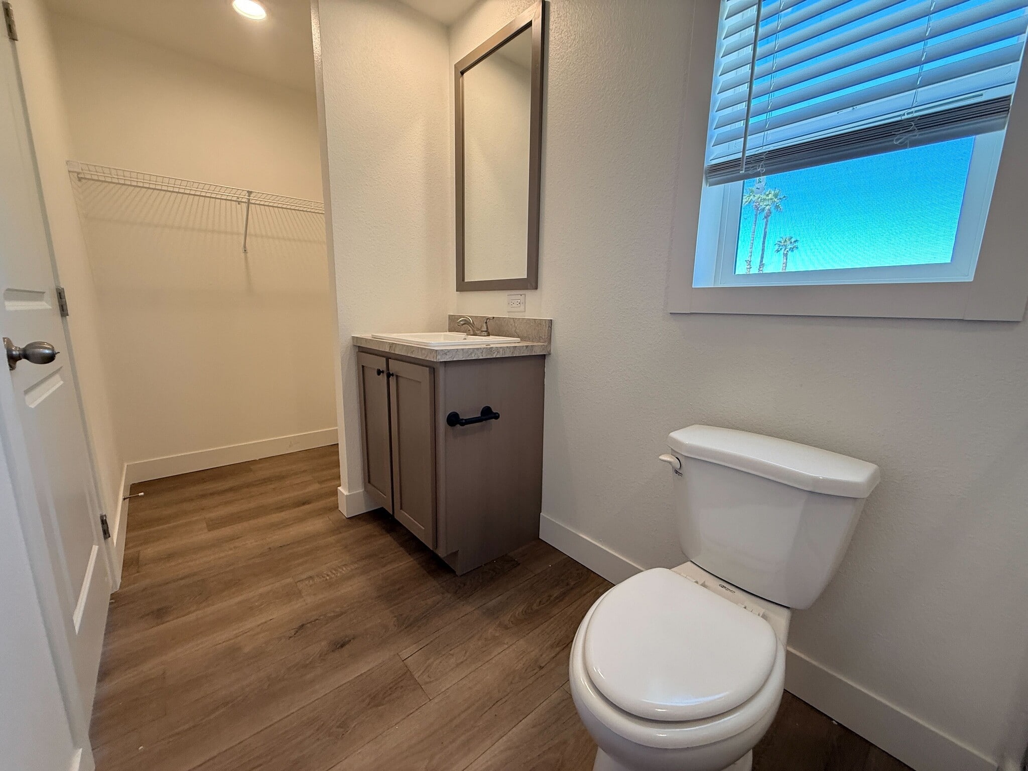 Building Photo - 3601 E Wyoming Ave