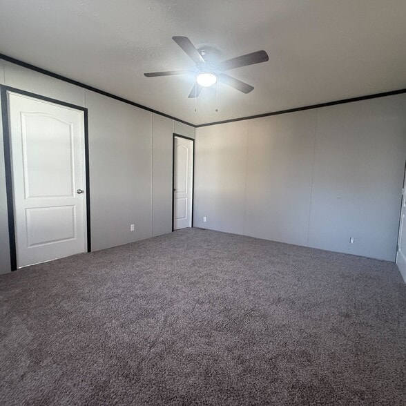 Building Photo - 10610 State Rte 762