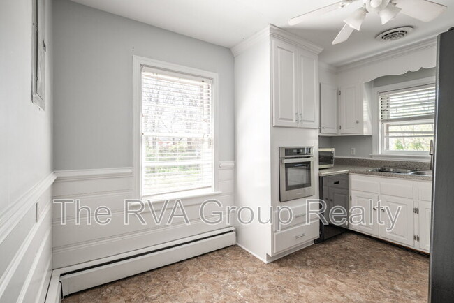 Building Photo - 1207 Whitby Rd