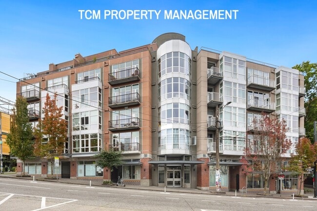 Building Photo - 303 E Pike St