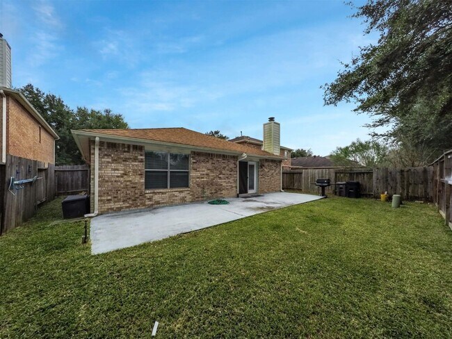 Building Photo - 4927 Deep Glen Ln