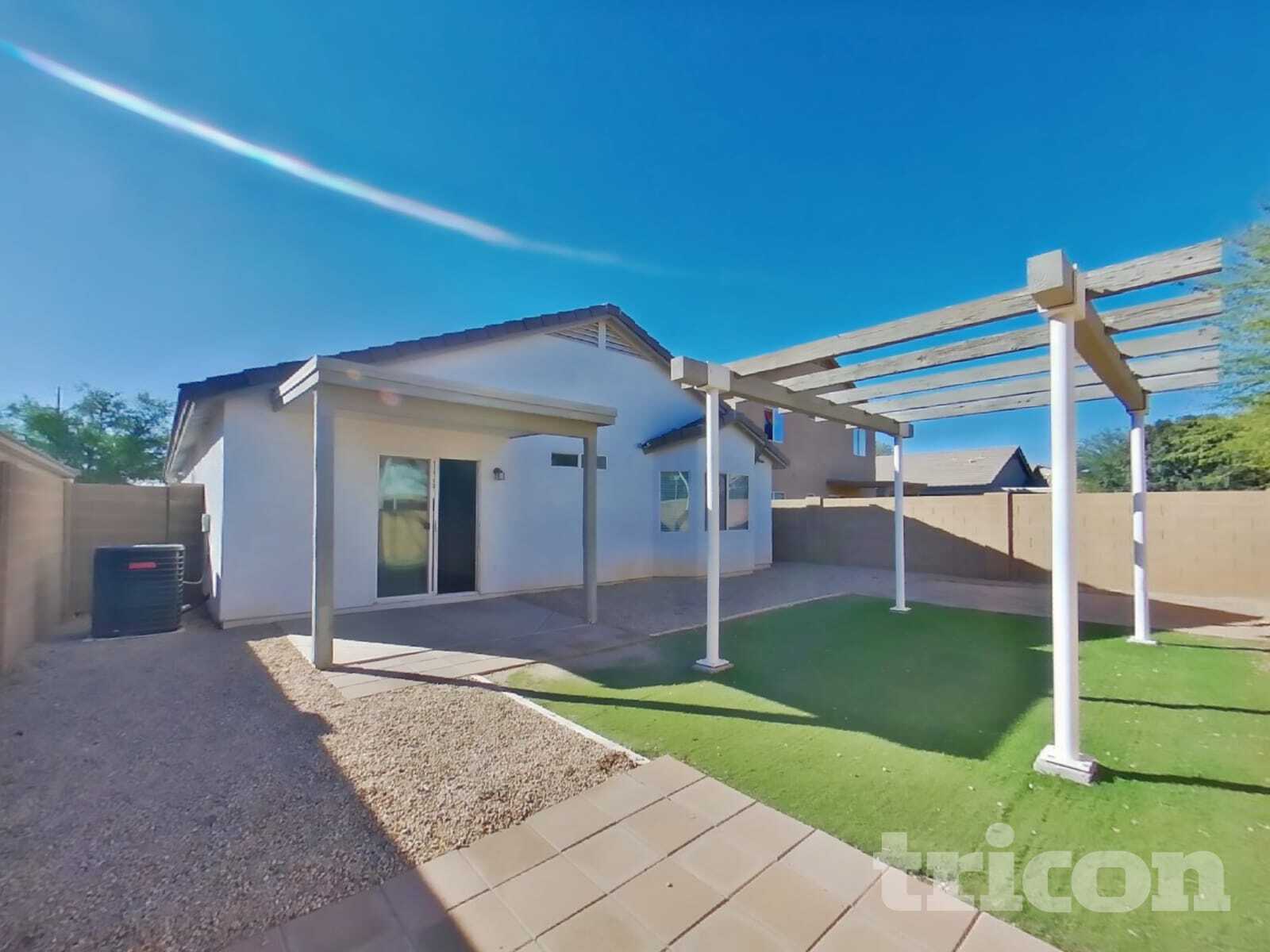 Building Photo - 5306 E Silverbell Rd