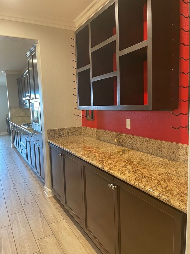 Building Photo - Exquisite 5-Bedroom, 3.5-Bath Home in Coveted Morgan Hill Estates