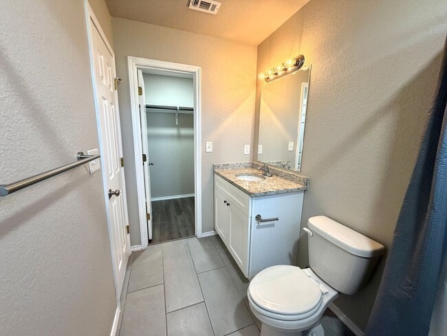 Building Photo - Modern 3BR Townhome w/ Garage, Private Yard & No Carpet – Built 2022