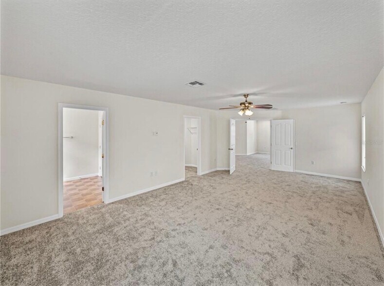 Building Photo - 143 Alfani St