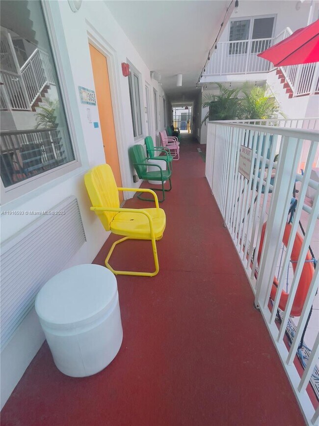 Building Photo - 7310 Harding Ave