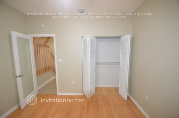 Building Photo - 3705 Valais Dr