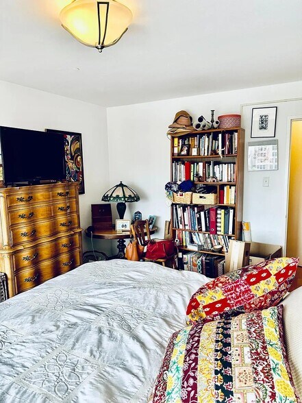 Building Photo - 1545 18th St NW