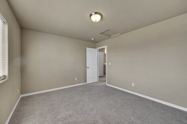 Building Photo - $2,395 - 3-Bed Home with Updated Features ...