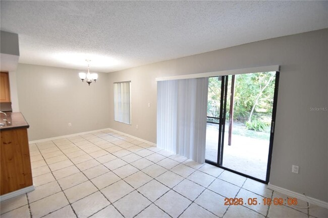 Building Photo - 625 Fairwood Forest Dr