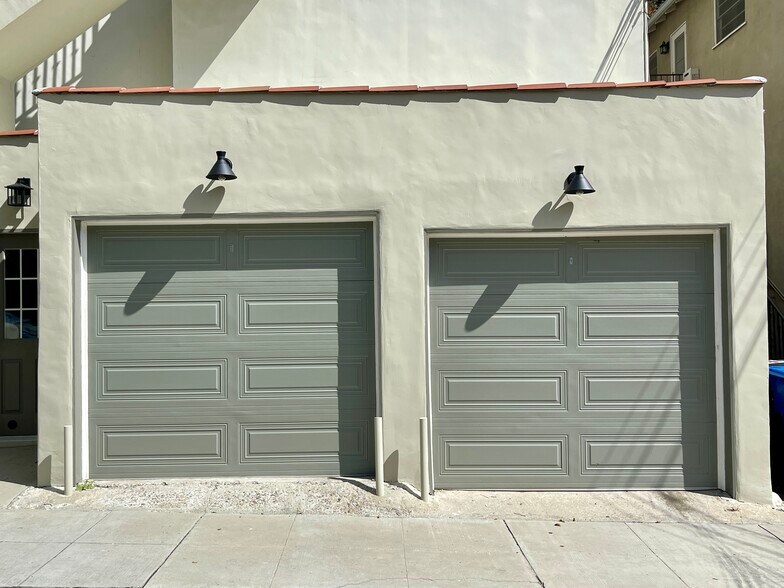 Dedicated secure garage (left) - 3807 Tracy Street