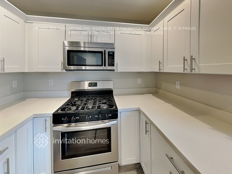 Building Photo - 1307 84th Ave SE